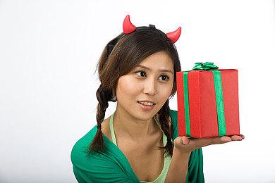 神秘游戏《遗弃》即时预告APP因技术原因延期